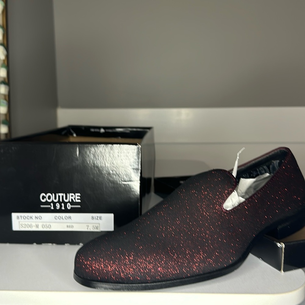 NIB red sparkle shoes sz mens 7.5